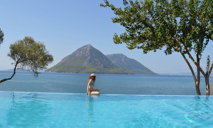 Paliovarka Hotel | Thesmos Village: Oceanfront Retreat with Pool & Pet-Friendly