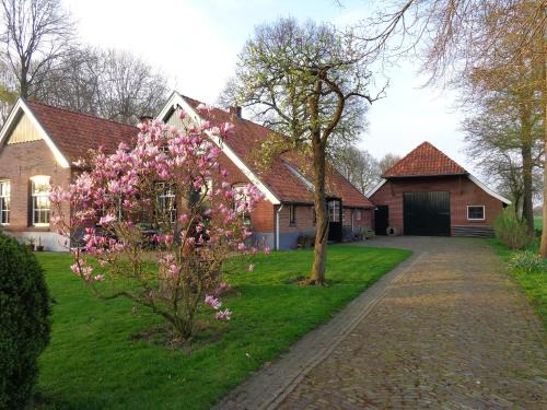 Municipality of Hof van Twente Bed & Breakfast | Welcoming Thil's Bed and Breakfast: Family-Friendly Retreat