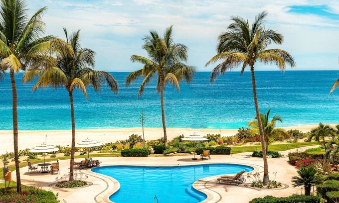 El Rosarito House | Unforgettable Views at Third Floor Casa Del Mar in Cabo