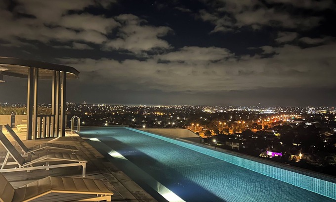 Carnegie Apartment | This apartment is a 2 bedroom(s), 2 bathrooms, located in Carnegie, VIC.