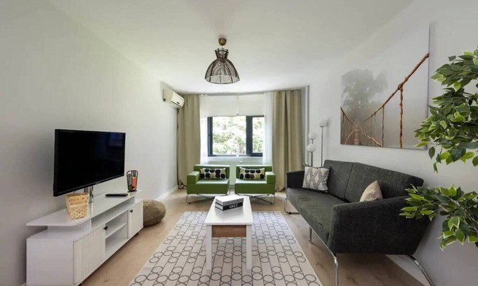 Osmanbey Apartment | Cozy 2-Bedroom Apartment in Şişli, İstanbul - Pet Friendly