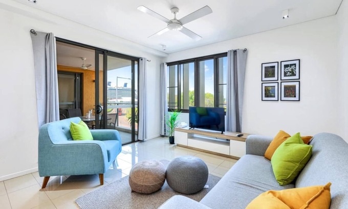 Darwin City Centre Apartment | Charming Darwin Waterfront Apartment with Ocean Views