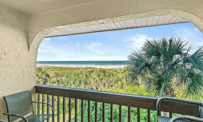 Crescent Beach Condo | Cozy 2-Bedroom Condominium with Ocean View in St. Augustine