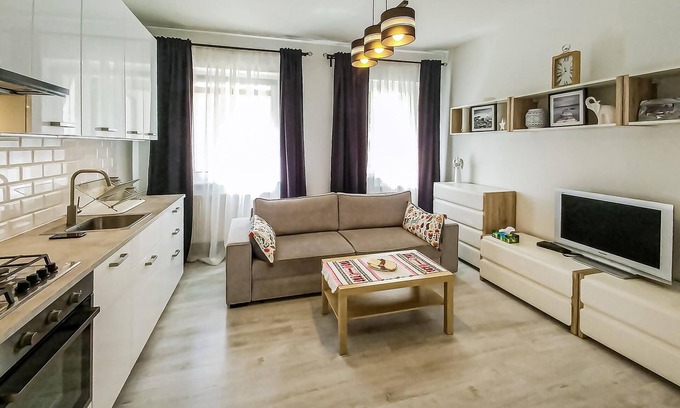 Pruszcz Gdanski Apartment | Idyllic Vacation Home by Pond in Picturesque Pruszcz Gda