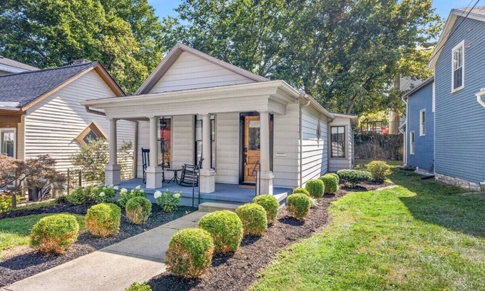 Frankfort House | This house is a 0 bedroom(s), 2 bathrooms, located in Frankfort, KY.
