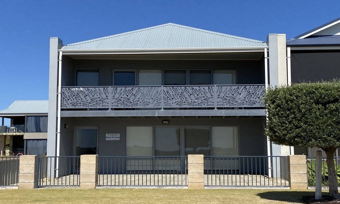 Jurien Bay Villa | Beachfront Townhouse with Pool and Ocean View Awaits You
