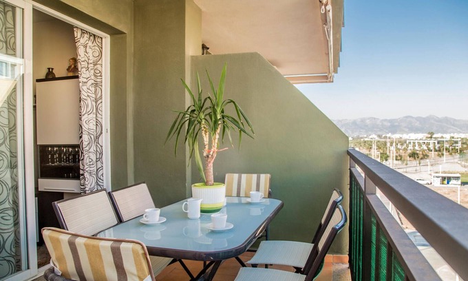 El Grau de Moncofa Apartment | This magnificent holiday apartment is in Moncofa, Castellon and is located very close to the seashor