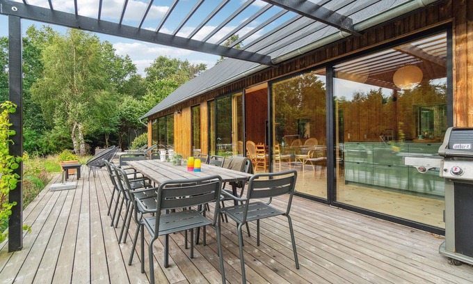 Frederiksvaerk House | Modern Wooden House with Private Pool and Scenic Views