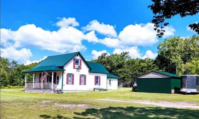 Brevort House | Stay at This Old House: Pet-Friendly 4-Star Retreat