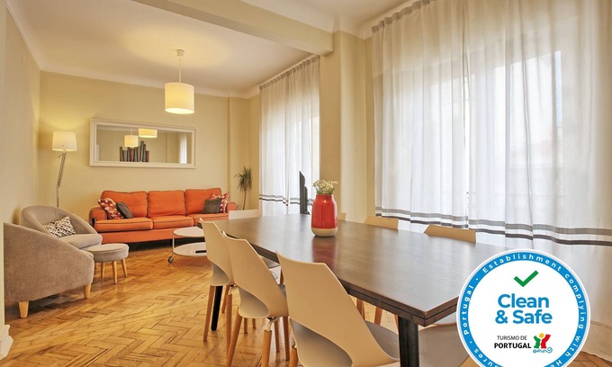 Sao Jorge de Arroios Apartment | Enhanced Comfort at a Pet-Friendly Hotel with Spa Access