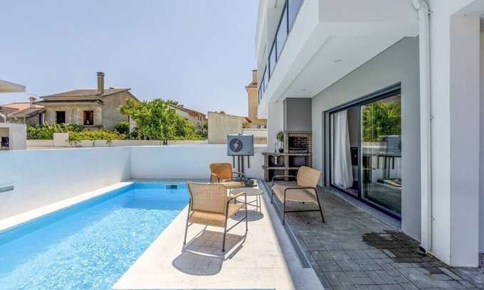 Seixal House | This property is a self-check-in property, you will be required to fill.