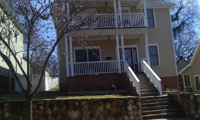 MLK University House | Charming 4BR Victorian Home with Hot Tub & Spa in Prime Location