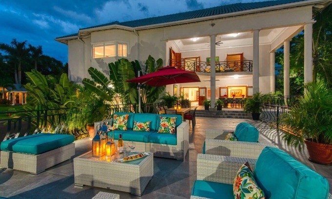 Montego Bay Villa | Discover a Spacious 10-Bedroom Villa in Montego Bay