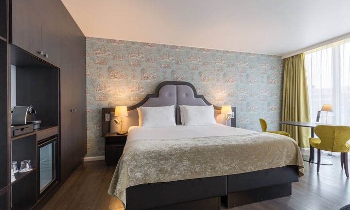 Chatelain Hotel | Discover Thon Hotel Bristol Stephanie: 4-Star Eco-Friendly Retreat