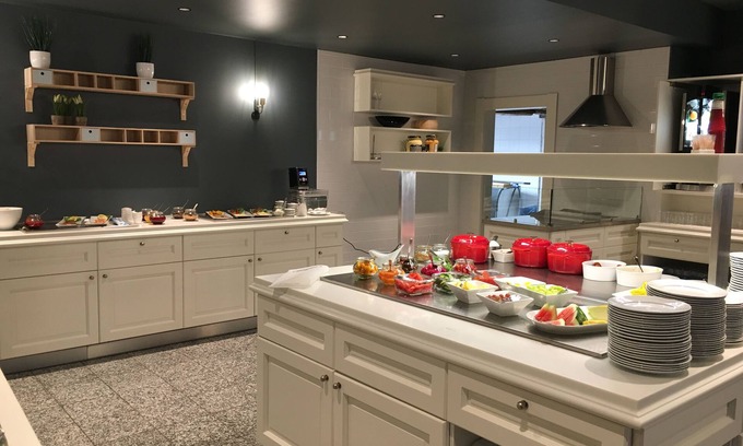 Loten Municipality Hotel | Discover Thon Partner Hotel Central: Guest Rated 8.2/10