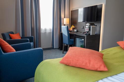 Maloy Hotel | Pet-Friendly Retreat at Thon Partner Hotel Måløy