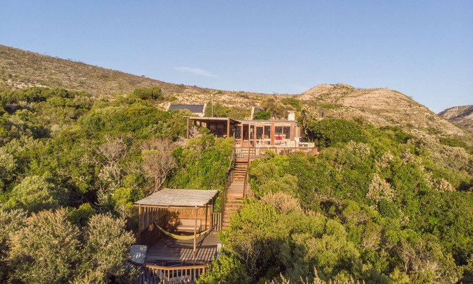 Vermaaklikheid House | Thorn & Feather: Oceanfront Retreat with Private Pool