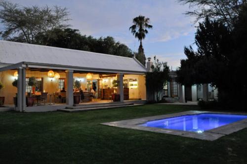 Schoemanshoek House | Experience Comfort at Thorntree Country Lodge - 4 Star Stay