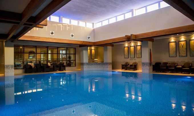 Chapeltown Hotel | Relaxing Thorpe Park Hotel and Spa with Pool & Wellness