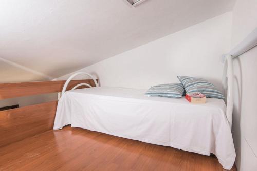 Piombino Apartment | ISA-Appartament Plus: 4-Bed Retreat with Private Outdoor Area