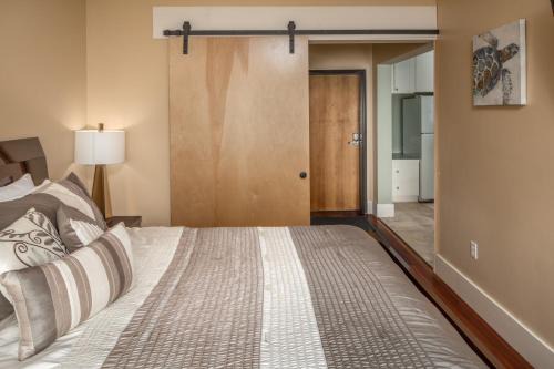 Oceanside Hotel | Oceanfront Getaway at Three Arch Inn: Rated 9/10