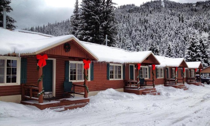 Red River Hotel | Family-Friendly Retreat at Three Bears Lodge - Rated 9/10