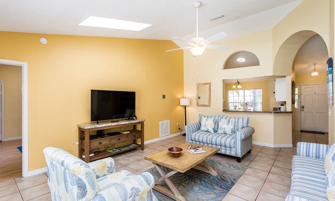 Sunridge Woods Villa | Beautiful 3 Bedroom Home with Pool Near the Parks