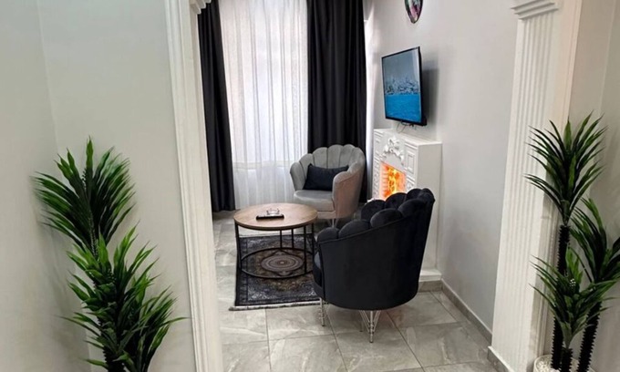 Fatih Apartment | Family-Friendly Three-Bedroom Apartment with Breakfast