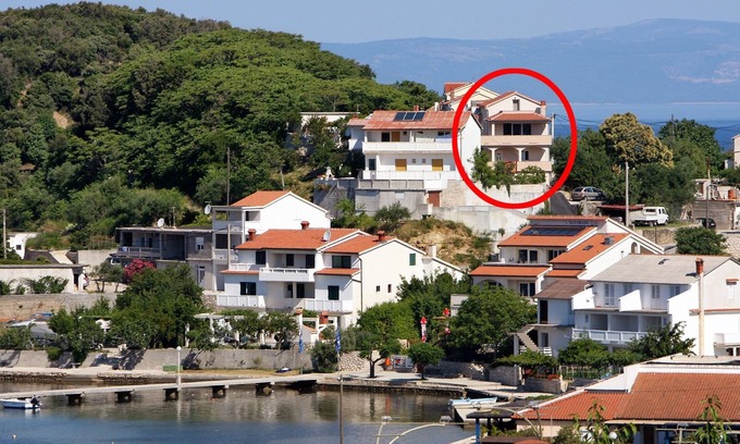 Kampor Apartment | Sea View 3-Bedroom Apartment with Terrace in Kampor, Rab