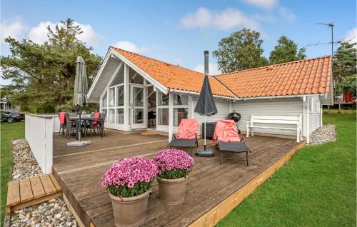 Øer Strand House | Cozy Retreat in Ebeltoft with Scenic Sea Views