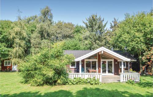 Lundby House | Relaxing Retreat in Lundby with Sauna and Hot Tub Access