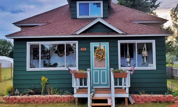 Gwinn House | Three Bedroom Time Capsule House in Hidden Gem Gwinn, Michigan