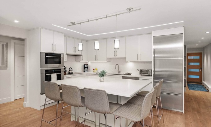 Aspen Condo | Escape to Tranquility: Enjoy 10% Off Your Retreat!
