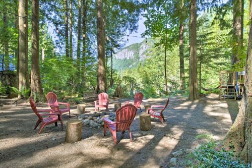 Index House | Relaxing Riverfront Cabins with Hot Tub Access & Pet-Friendly