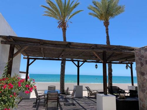 Bahia Kino House | Experience Three Palms with Beachfront Ocean Views