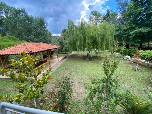 Sithonia House | Inviting Three Rivers Private Cottage: Rated 9.8/10!