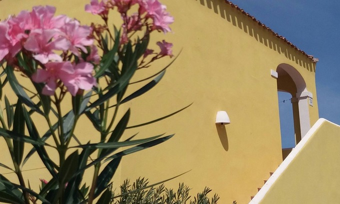 Aglientu House | Relax in a Panoramic Three-Room Apartment Near Vignola Mare