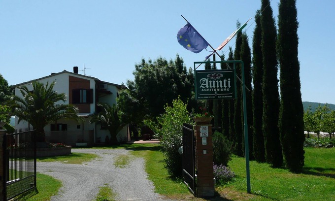 Orbetello Apartment | Ocean View Three-Room Apartment in Maremma - Rated 10/10