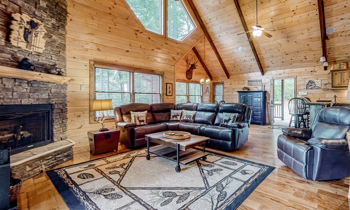 Ridges Over the Lake Cabin | Pet-Friendly Retreat with Hot Tub, Pool Table & Fireplaces