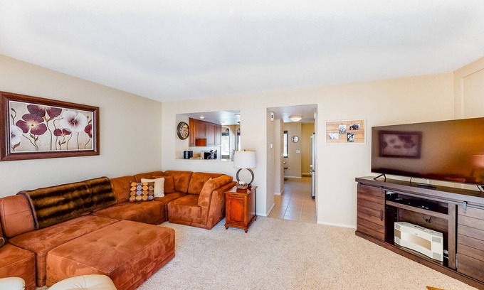 Park Meadows House | Dog-Friendly Townhouse with Free WiFi & Cozy Gas Fireplaces