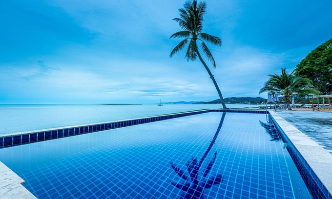Maret Hotel | Relax at Sarocha Villa: Pool, Ocean View & Spa Amenities