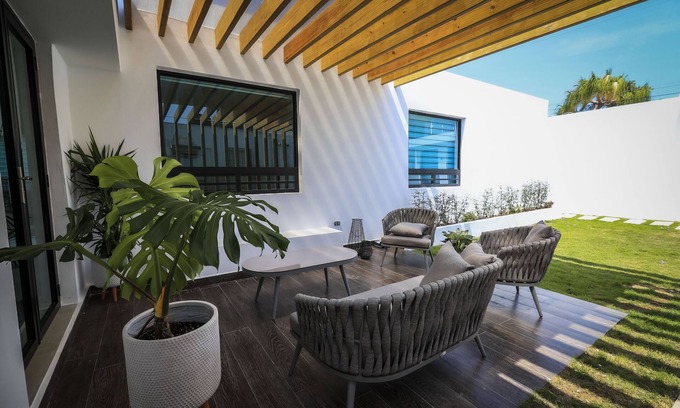 Ocean Park Villa | Ideal Oceanfront Retreat: Three Units, Top-Rated Amenities