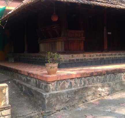 Neyyattinkara House | Relax at Thriphala Ayurveda Yogashram with Spa & Breakfast