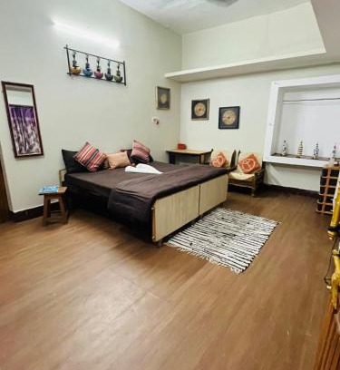 Varanasi House | THS Home Stay
