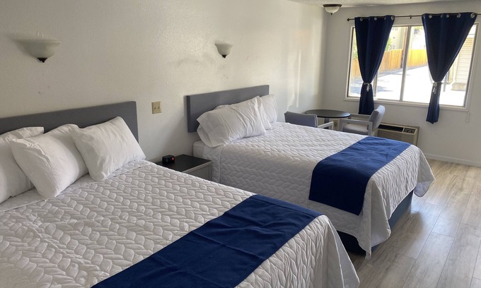 Pocatello Hotel | Budget-Friendly Thunderbird Motel with Family Amenities