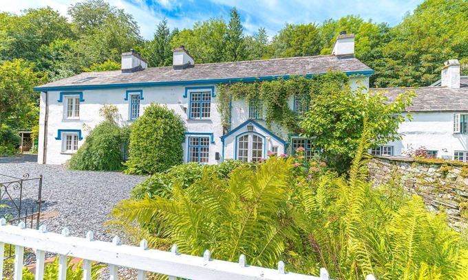 Coniston Apartment | Historic Thwaite Cottage in Coniston with Large Garden