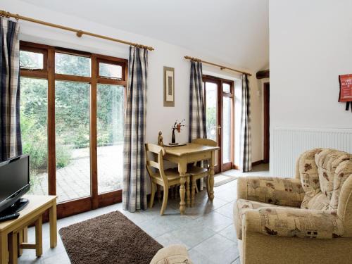 Potter Heigham House | Thyme Hotel: Family-Friendly Stay with Great Reviews