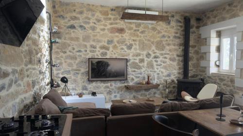 Lassithi Prefecture House | Thysanos