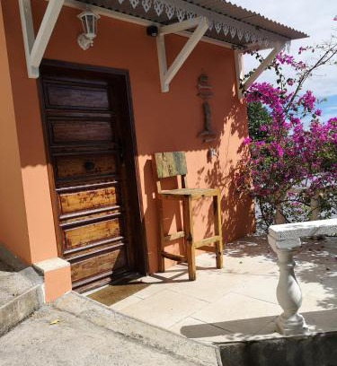 La Montagne House | Tranquil Oceanfront Retreat with Spa & Hot Tub Amenities