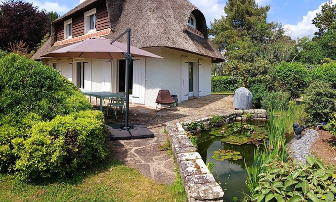 Concarneau Villa | Cozy Ti Plouz Cottage with Oceanfront Views & Spa